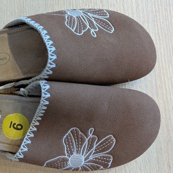 Women's Jamie Embroidered Slide Footbed Clogs Cognac - Picture 3 of 6